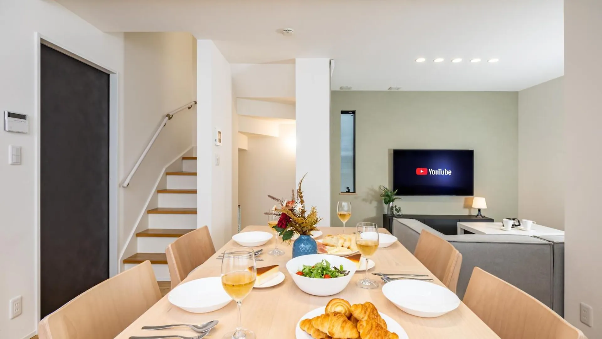 Modern Japan 東京浅草 East Apartment Tokyo 0*,  Japan